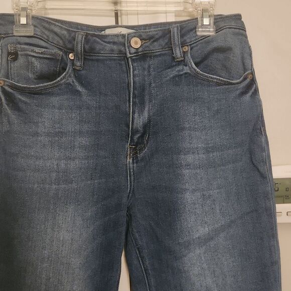 KanCan Women's Blue Denim Straight Leg Jeans w/ Extra Ankle Detailing Size 9/28 - Picture 2 of 12